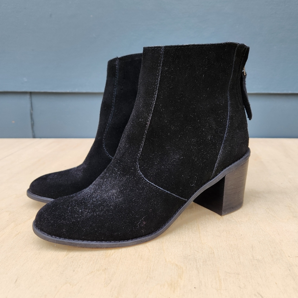 Crown Vintage Black Leather Robbie Ankle Boots - Size 6M